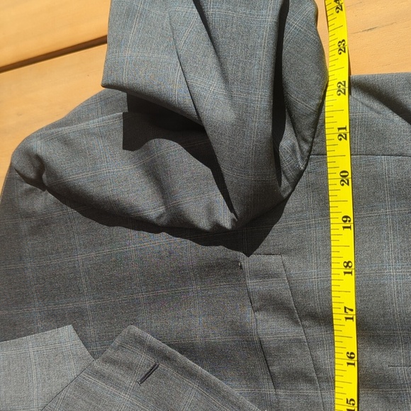Loro Piana Italy Harry Rosen Gray Wool Sport Coat with Windowpane Fabric 44R - Picture 2 of 11